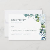 Elegante eucalyptus witte bloemen chique bruiloft RSVP kaartje (Voorkant)