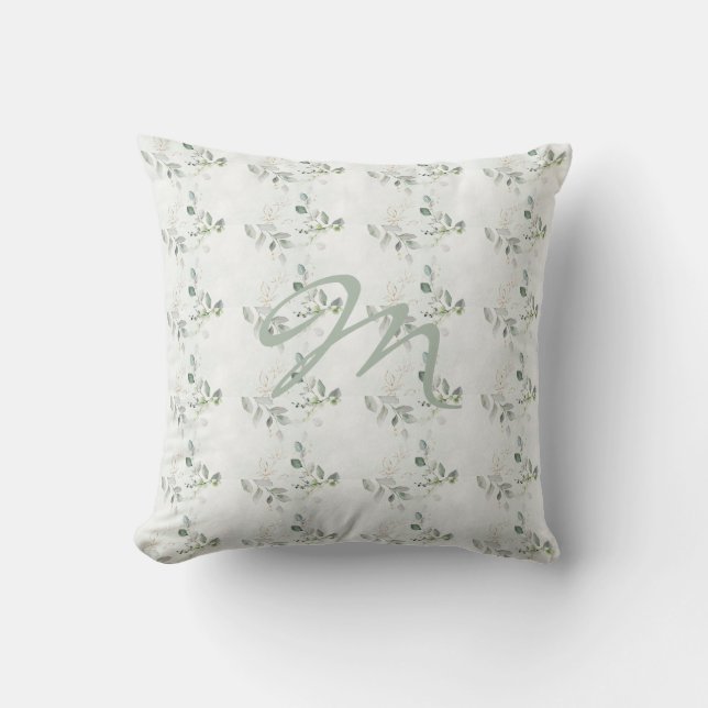 Elegante Eucalyptusgroene Monogram Kussen (Voorkant)