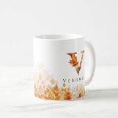 Elegante Fall Leaves Letter V Monogram Initiaal Koffiemok (Voorkant rechts)