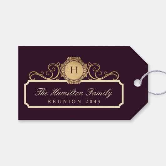 Elegante Familie Reünie Goud Monogram Bourgogne Cadeaulabel (Voorkant (Horizontaal))