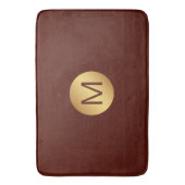 Elegante Faux Red Leather & Gold Monogram Initiaal Badmat (Voorkant Verticaal)