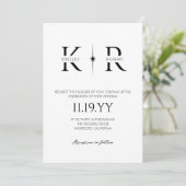 Elegante Flare Monogram Huwelijk Kaart (Staand voorkant)