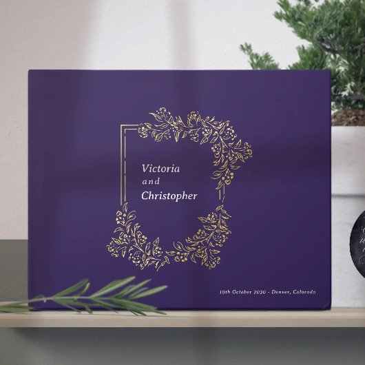 Elegante Floral Crest Classic Botanische bruiloft Gastenboek