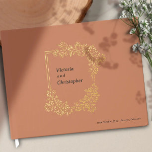 Elegante Floral Crest Classic Botanische bruiloft Gastenboek