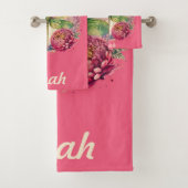 Elegante Floral Dragonfly w / aangepaste naam Bad Handdoek (Insitu)