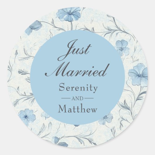 Elegante Floral Dusty Blue bruiloft net getrouwd Ronde Sticker (Voorkant)