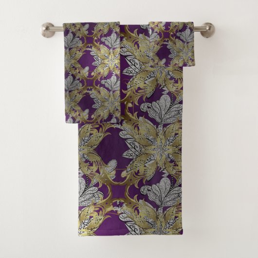 Elegante Floral Golden ElementT Lila achtergrond Bad Handdoek (Insitu)