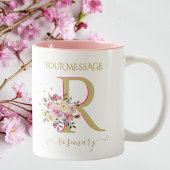 Elegante Floral Goud Roze Custom Monogram Naam Tweekleurige Koffiemok