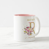 Elegante Floral Goud Roze Custom Monogram Naam Tweekleurige Koffiemok (Voorkant rechts)