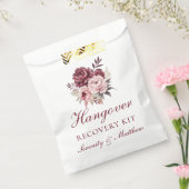 Elegante Floral Hangover Recovery Peony Wedding Bedankzakje (Gezegeld)