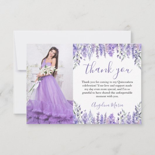 Elegante Floral Paarse Quinceañera Foto Bedankkaart (Achterkant)