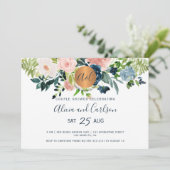 Elegante floral waterverf monogram koppel douche kaart (Staand voorkant)