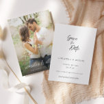 Elegante foto en tekst | Trouwen Save The Date<br><div class="desc">Elegante foto aankondiging van een trouwdatum.  Deze kaart om de datum te reserveren bevat een elegant schrift met een foto.  Alle tekst op de voor- en achterkant van de kaart kan worden aangepast met de gewenste tekst naar keuze.</div>