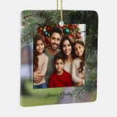 Elegante Foto Evergreen Tree Branches Donkergroen Keramisch Ornament (Rechts)