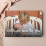 Elegante foto Kerstmis Geboorte Aankondiging Kaart<br><div class="desc">Deel het nieuws dat je dit jaar wat meer vrolijkheid hebt toegevoegd met deze elegante foto kerstkaart. Personaliseer met 1 foto op de voorkant en 3 foto's op de achterkant, samen met alle informatie over de geboortestatistieken van uw baby. Bezoek mijn kerstkaart collectie om alle vakantie kaart opties te uitzichten....</div>