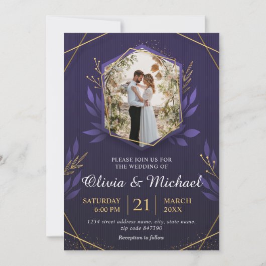 Elegante foto Moderne Paarse bruiloft uitnodiging (Voorkant)