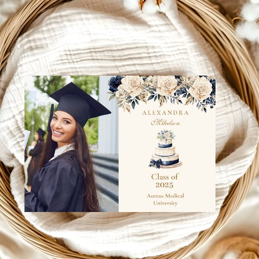 Elegante foto Navy Gold Floral Afstuderen Aankondiging