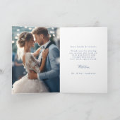 Elegante Franse Blauwe Bloemenkam Trouwfoto Bedankkaart (Binnen)