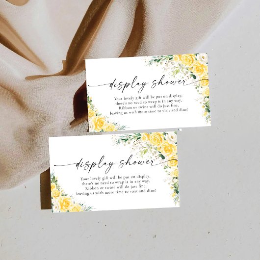 Elegante Gele Bloemenschik Douche Informatiekaartje