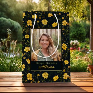 Elegante gele boterbloem foto verjaardag medium cadeauzakje