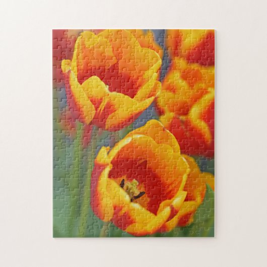Elegante Gele en Rode Tulp Bloem Portret Legpuzzel (Verticaal)