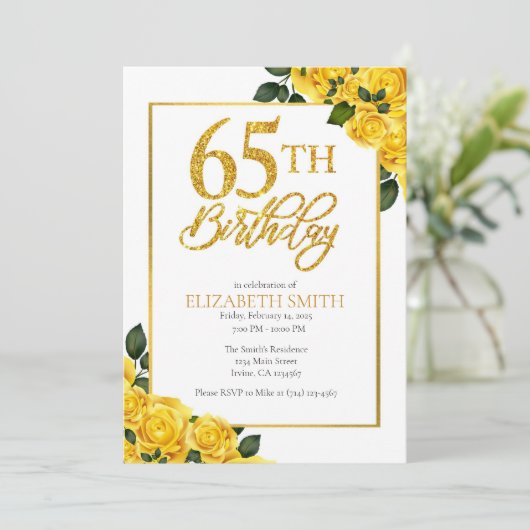 Elegante gele roos 65e verjaardag uitnodiging (Staand voorkant)