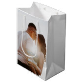 Elegante gepersonaliseerde kleur fotoscript bruilo medium cadeauzakje (Voorkant Gekanteld)