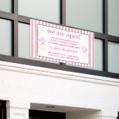 Elegante gestreept spandoek (Buitenkant Gebouw)