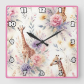 Elegante giraffen te midden van levendige bloemen  vierkante klok (Voorkant)