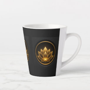 Elegante gloeiende gouden lotusbloem op donker latte mok