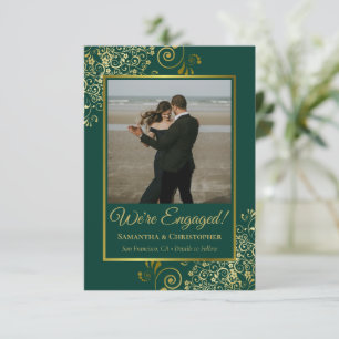 Elegante Gold Curls Emerald Green Foto Verloving Aankondiging