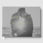 Elegante Gold Folie Monogram Eenvoudige Fotobruilo Gastenboek (Voorkant)