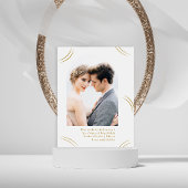 Elegante Golden Wisps Fotobruiloft Bewaar de datum Briefkaart