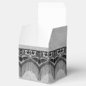 Elegante Gotische Kant Posh Bruiloft Favor Box Bedankdoosjes (Geopend)