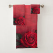 Elegante Gotische Rode Rozen Bad Handdoek (Insitu)