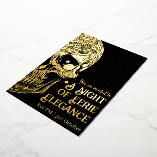 Elegante Gotische Schedel Halloween Party Folie Folie Uitnodiging (Gedraaid)