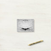 Elegante gotische vleermuis kan donkerder afdrukke post-it® notes (Op bureau)