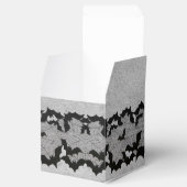 Elegante Gotische Vleermuis Kant Posh Bruiloft Fav Bedankdoosjes (Geopend)