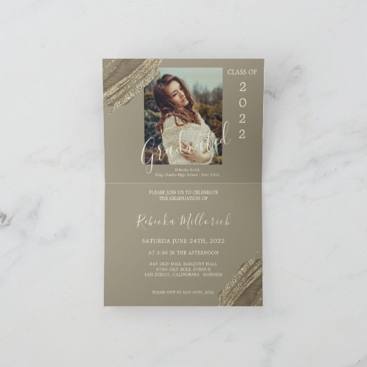 Elegante goud bruine groene afstudeerfeest foto (Binnen)