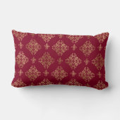 Elegante Goud Damast Op Burgundy Kussen (Achterkant)
