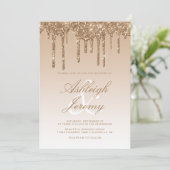 Elegante Goud Druppelende Glitter Script Bruiloft Kaart (Staand voorkant)