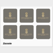 Elegante gouden ananas Logo op Taupe Vierkante Sticker (Vel)