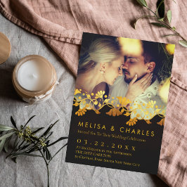 Elegante gouden bloei monogram bloemenfoto folie feestdagenkaart