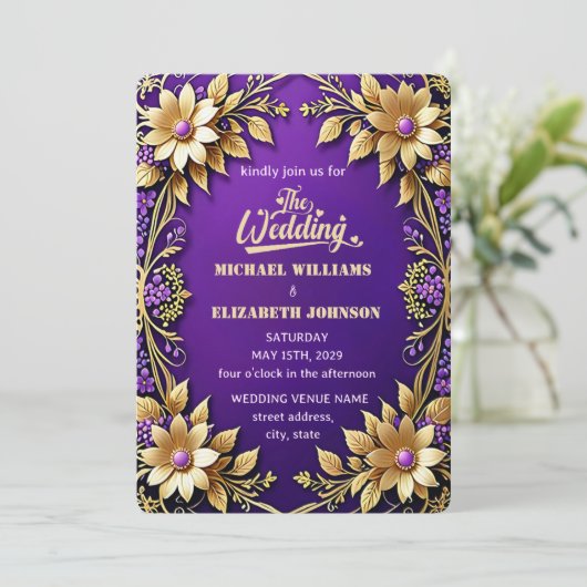 Elegante gouden bloem Lijst Paarse bruiloft Kaart (Staand voorkant)