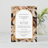 Elegante gouden boog herfst waterverf bloem bruilo kaart (Staand voorkant)