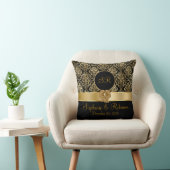 Elegante Gouden Damast op Zwarte Monogram Kussen (Stoel)