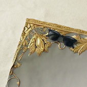 Elegante gouden decoratieve bloemenstrandhanddoek strandlaken (In situ)