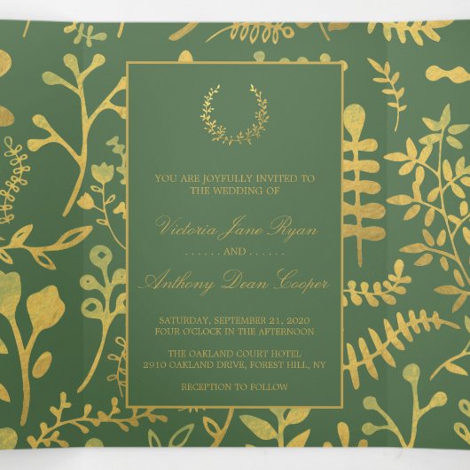 Elegante gouden en groene bloemenkrans bruiloft su drieluik uitnodiging (Binnenkant midden)