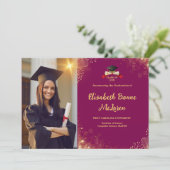 Elegante gouden en rode afstudeeraankondigingen kaart (Staand voorkant)