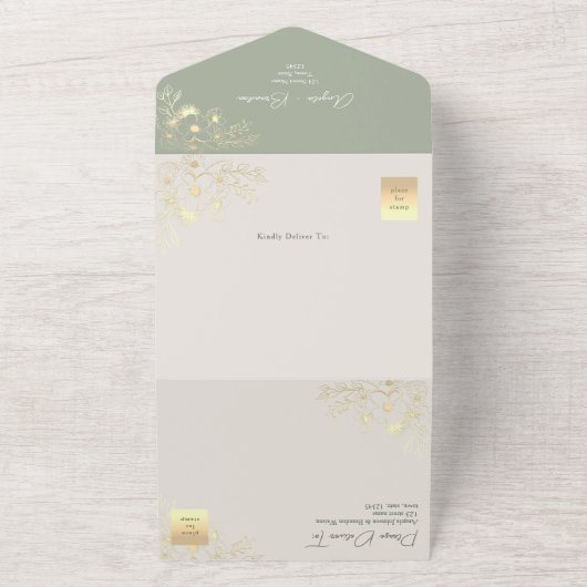 Elegante gouden groen salie bruiloft all in one uitnodiging (Buitenkant)